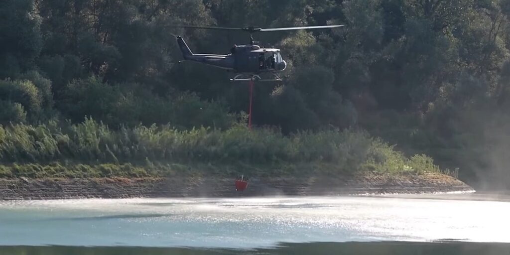 Obavljeno više od 20 sati leta i izbačeno 15.000 litara vode