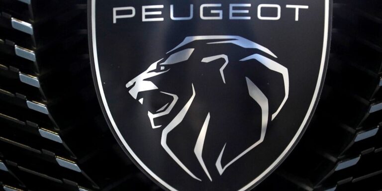 Obećanje Peugeota da će do 2030. izbaciti benzince iz ponude više ne važi, najavljeno sedam novih modela Obećanje Peugeota da će do 2030. izbaciti benzince iz ponude više ne važi, najavljeno sedam novih modela