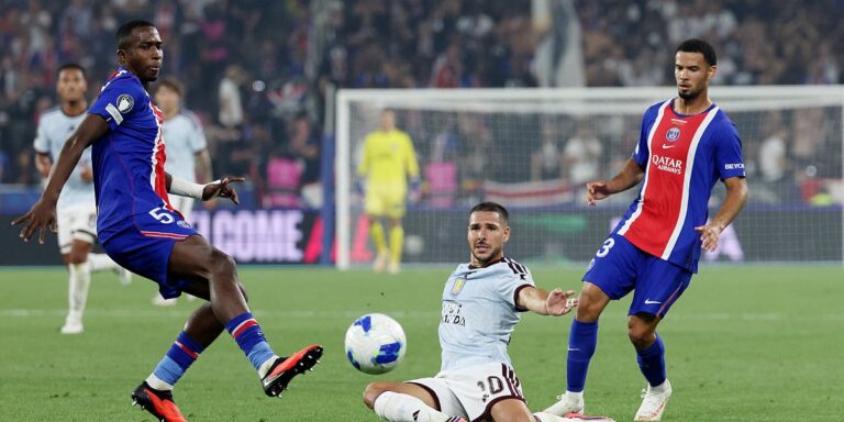 PSG osvojio i Superkup Evrope! Pobjedom nad Aston Villom kompletirali sjajnu godinu PSG osvojio i Superkup Evrope! Pobjedom nad Aston Villom kompletirali sjajnu godinu