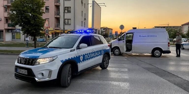 Pandurević pogođen s dva metka, s njim bilo i njegovo dvogodišnje dijete Pandurević pogođen s dva metka, s njim bilo i njegovo dvogodišnje dijete