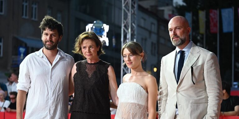 Pažnju privukla glumica Emily Watson