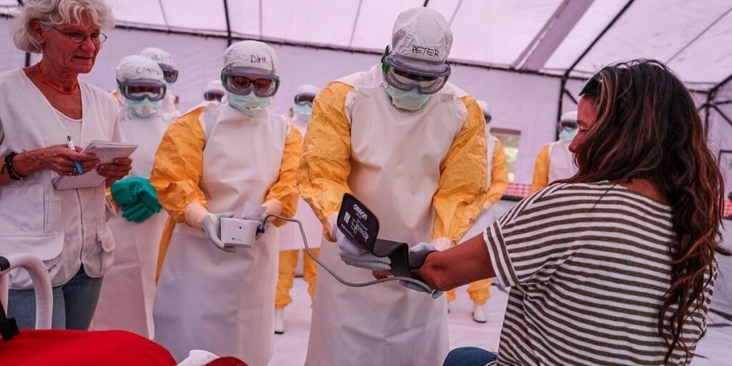 Pet velikih pitanja o novoj epidemiji ebole Pet velikih pitanja o novoj epidemiji ebole