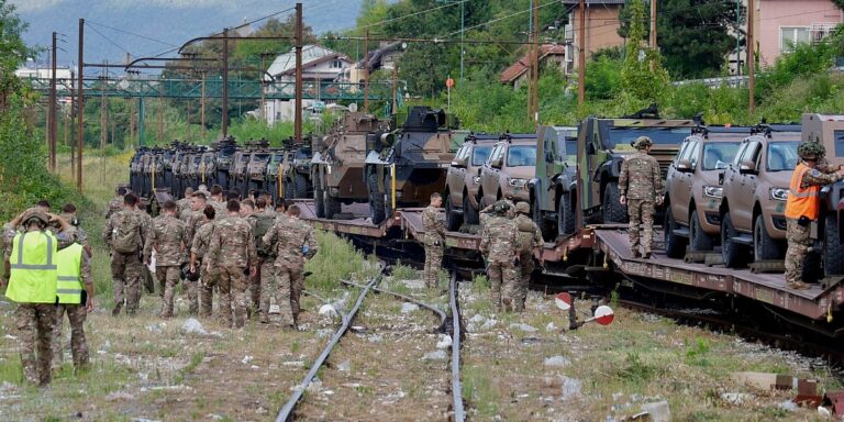 Pogledajte kako izgleda dolazak vojnika i teške mehanizacije EUFOR-a