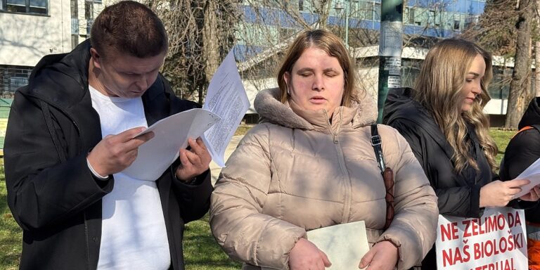 Pohvale za pretres Rimca, ali već 10 mjeseci ne znamo sudbinu naših embriona "Pohvale za pretres Rimca, ali već 10 mjeseci ne znamo sudbinu naših embriona"