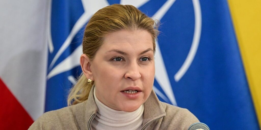 Sud u Ukrajini odredio kauciju od 130.000 dolara bivšoj ambasadorici u SAD-u, prikrivala višemilionsku imovinu Sud u Ukrajini odredio kauciju od 130.000 dolara bivšoj ambasadorici u SAD-u, prikrivala višemilionsku imovinu