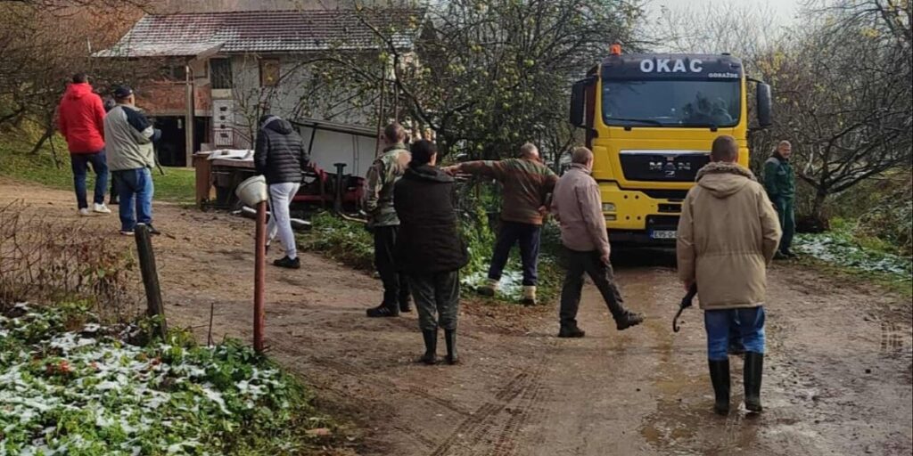 Sud zaustavio prolazak teških kamiona prema deponiji Trešnjica kod Goražda