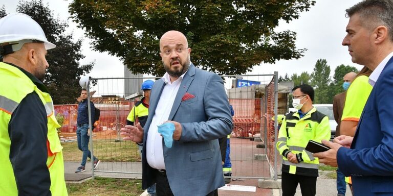 Tvrdi da Sud traži samo ponavljanje postupka, a ne objavu ugovora Tvrdi da Sud traži samo ponavljanje postupka, a ne objavu ugovora