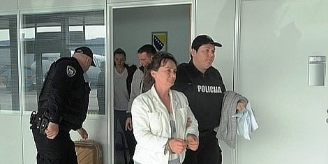 Ubica dječaka Slobodana (12) Elfeta Veseli zaista koristi vanzatvorske pogodnosti: “Ranije nije osuđivana” Ubica dječaka Slobodana (12) Elfeta Veseli zaista koristi vanzatvorske pogodnosti: "Ranije nije osuđivana"