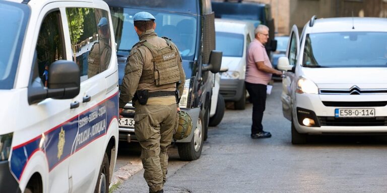 Zbog iznude i drugih krivičnih djela “palo” devet osoba Zbog iznude i drugih krivičnih djela "palo" devet osoba
