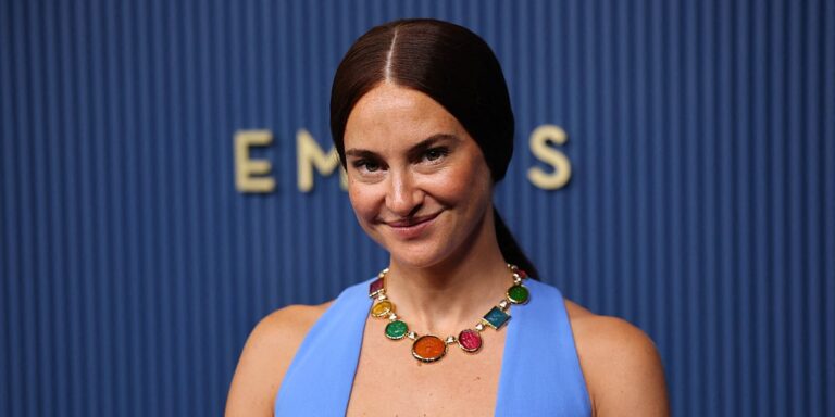 Dekoltirani outfit Shailene Woodley s dodjele Emmyja izazvao podijeljene reakcije, nižu se komentari Dekoltirani outfit Shailene Woodley s dodjele Emmyja izazvao podijeljene reakcije, nižu se komentari