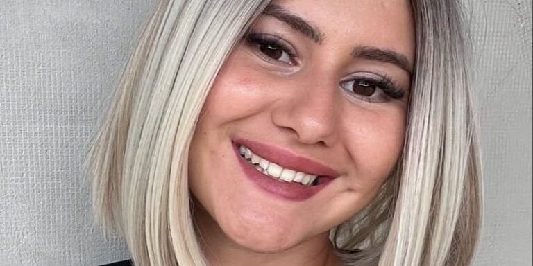 Dženita Mulavdić-Fazlić ima samo 29 godina i bori se s rakom grlića materice: Pomozimo majci trogodišnje djevojčice Dženita Mulavdić-Fazlić ima samo 29 godina i bori se s rakom grlića materice: Pomozimo majci trogodišnje djevojčice