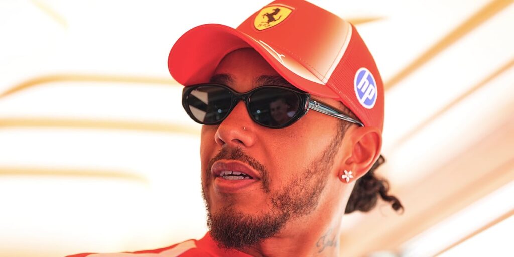 Hamilton negirao da je tražio smjene u Ferrariju dok mu borba za naslov slabi