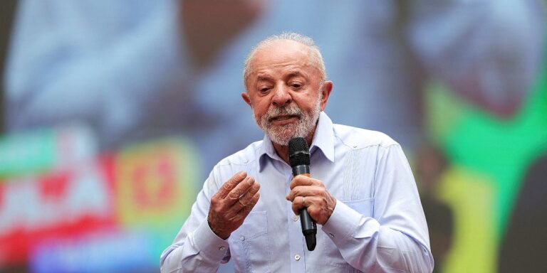 "Moramo ukloniti tumor ili će nas ubiti"