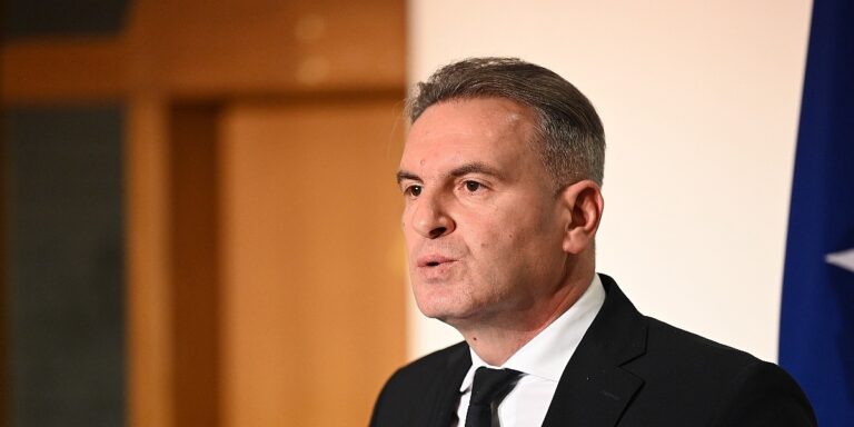 Nije problem reći “prvo zakoni”, nego što ne kažete koji Nije problem reći "prvo zakoni", nego što ne kažete koji