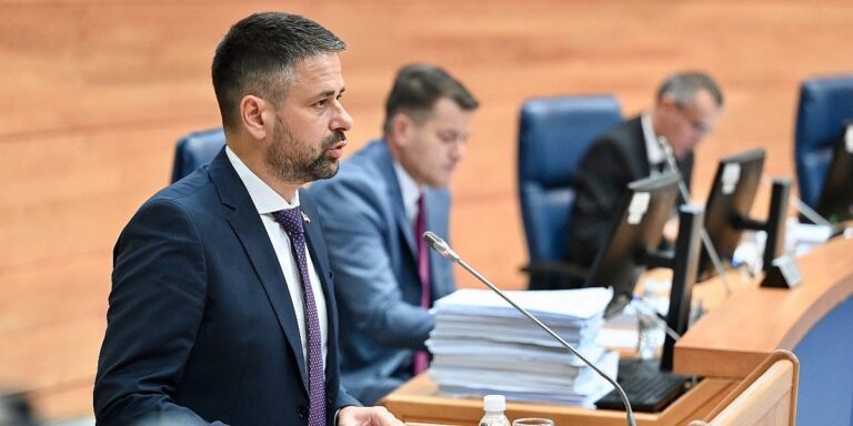 Nova osnovica važi i za one s najvišim primanjima
