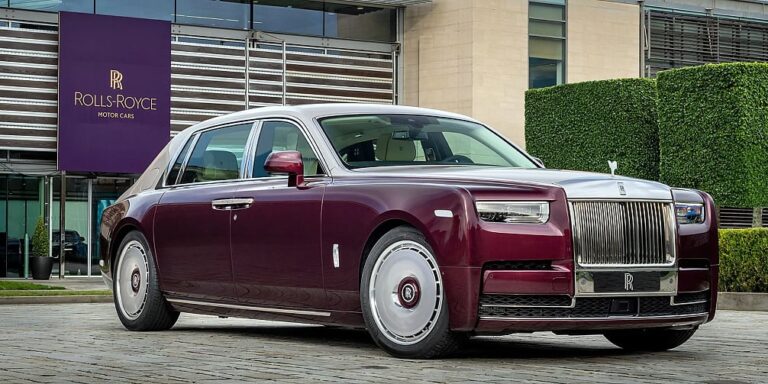 Rolls-Royce Phantom Hummingbird naručen je kao poklon Rolls-Royce Phantom Hummingbird naručen je kao poklon