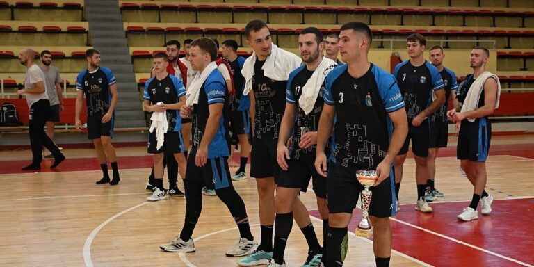 Rukometaši Izviđača večeras u Ljubuškom protiv Chamberyja otvaraju sezonu Rukometaši Izviđača večeras u Ljubuškom protiv Chamberyja otvaraju sezonu