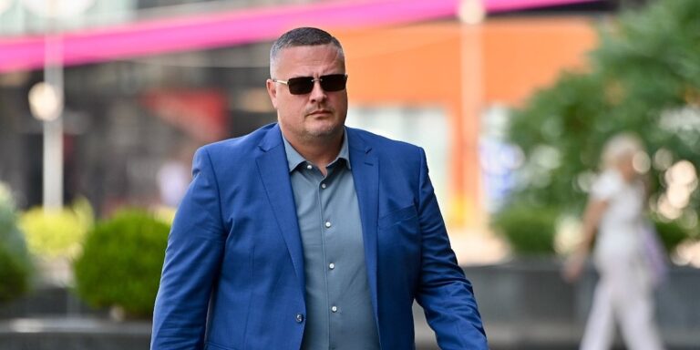 Tvrdim da je sve urađeno u skladu sa zakonom, radi se o političkom procesu "Tvrdim da je sve urađeno u skladu sa zakonom, radi se o političkom procesu"