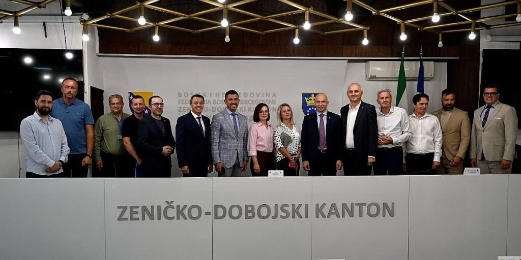 Vlada ZDK potpisala ugovore za puteve do turističkih destinacija vrijedne 3,6 miliona KM