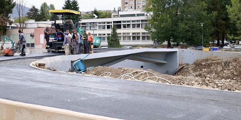 Izgradnja novog mosta u Sarajevu ulazi u završnicu, ali su se pojavili dodatni troškovi