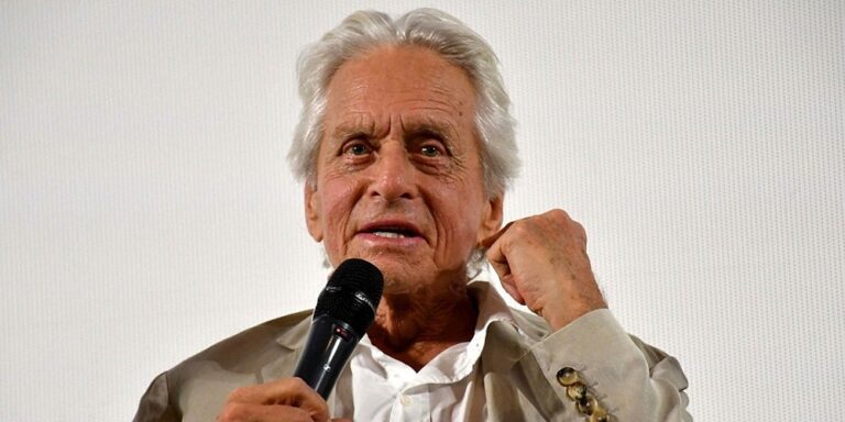 Michael Douglas otkrio koliko je kilograma izgubio tokom borbe s rakom: Postao sam zahvalniji