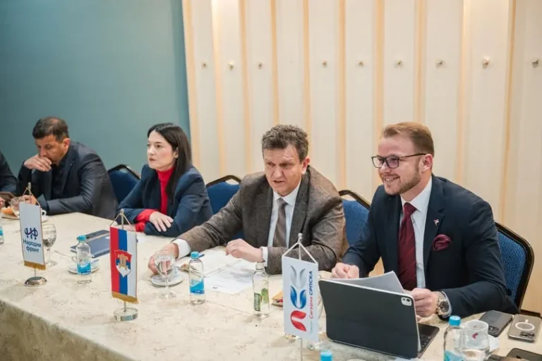 Opozicija u RS je "skup nezrele dječurlije" koja ne može da se ujedini oko jednog cilja, SDS se mora drastično mijenjati ili nestati