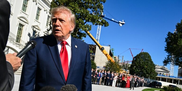 Vojsci naređeno da spremi planove za veliki napad na Iran Vojsci naređeno da spremi planove za veliki napad na Iran