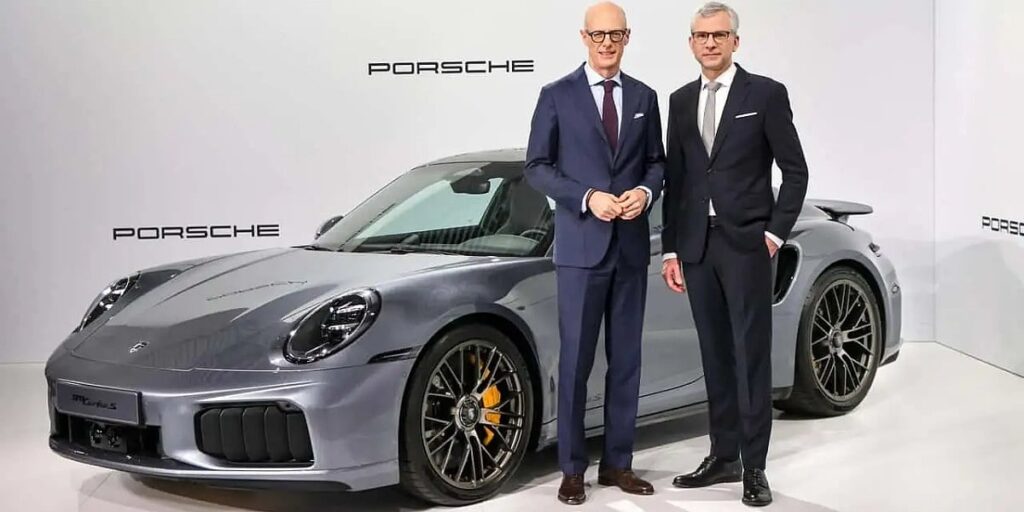 Zašto je Porsche odlučio igrati na obje strane? Zašto je Porsche odlučio igrati na obje strane?
